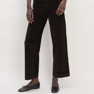 Everlane corduroy high-waisted wide-leg pants in black in size 2